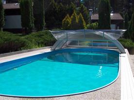 Zastřešený bazén 10*4 m je k dispozici pouze našim hostům 