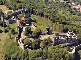 Obrovský a majestátní hrad Helfštýn, Hefaiston kováři, lanový park u hradu