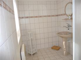 Koupelna se sprchovým koutem chalupy část I.