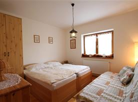 Apartmán pro 4 - 6 osob s  2 miestnosťami - ložnice s manželskou postelí a rozkládacím lůžkem